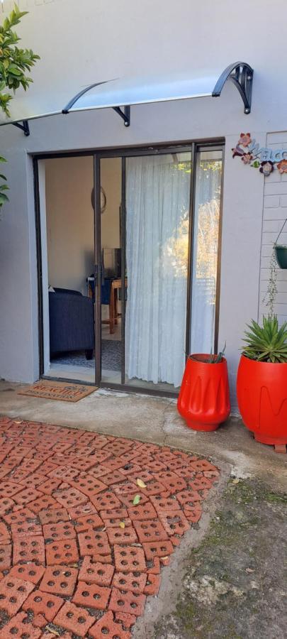 The Cottage Unit Bloemfontein Eksteriør billede