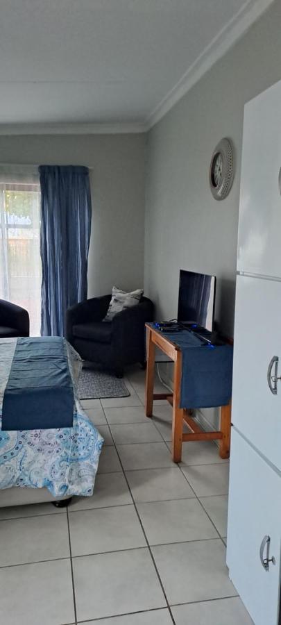 The Cottage Unit Bloemfontein Eksteriør billede